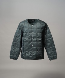 MAISON SPECIAL（メゾンスペシャル）の「《UNISEX》【TAION/タイオン】クルーネックボタン インナーダウン【MAISON SPECIAL/メゾンスペシャル】（ダウンジャケット/コート）」