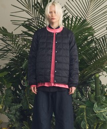 MAISON SPECIAL（メゾンスペシャル）の「《UNISEX》【TAION/タイオン】クルーネックボタン インナーダウン【MAISON SPECIAL/メゾンスペシャル】（ダウンジャケット/コート）」