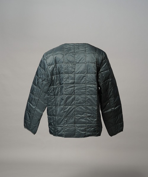 MAISON SPECIAL（メゾンスペシャル）の「《UNISEX》【TAION/タイオン】クルーネックボタン インナーダウン【MAISON SPECIAL/メゾンスペシャル】（ダウンジャケット/コート・メンズ・ブラック/ライトグレー/チャコールグレー・3/2/1/0）」の5枚目の写真