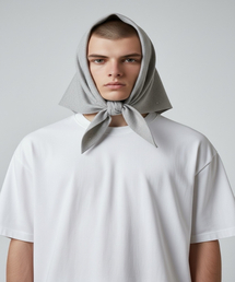 BORN SLIPPY（ボーンスリッピー）の「Crystal Triangle Knit Scarf (Beige)（バンダナ/スカーフ）」