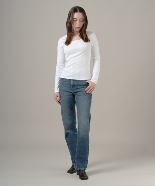 Levi's(リーバイス)の「Levi's/リーバイス エッセンシャル スクエアネック ロングスリーブ Tシャツ(Tシャツ/カットソー・レディース・ホワイト・M/S/XS)」の4枚目の写真