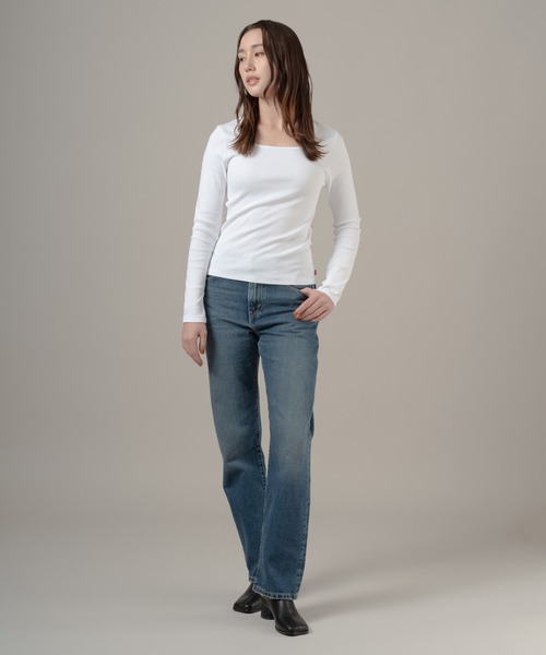Levi's(リーバイス)の「Levi's/リーバイス エッセンシャル スクエアネック ロングスリーブ Tシャツ(Tシャツ/カットソー・レディース・ホワイト・M/S/XS)」の5枚目の写真