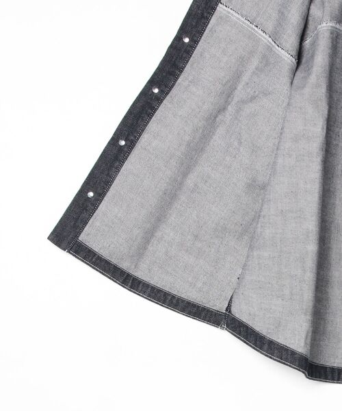 adidas（アディダス）の「DENIM BUTTON UP / アディダスオリジナルス adidas Originals（シャツ/ブラウス・メンズ・ブルー・LARGE/MEDIUM/SMALL/X-SMALL/XX-LARGE/3XL/X-LARGE）」の7枚目の写真