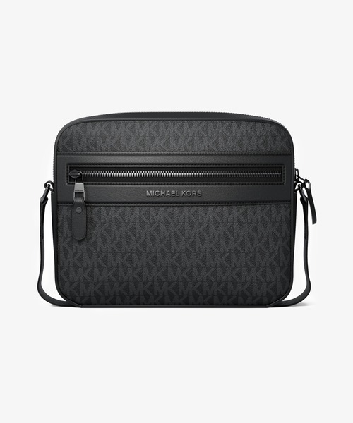 MICHAEL KORS(マイケルコース)の「JET SET EW ツアー クロスボディ - MKシグネチャー(ショルダーバッグ・メンズ・ブラック・FREE)」の1枚目の写真