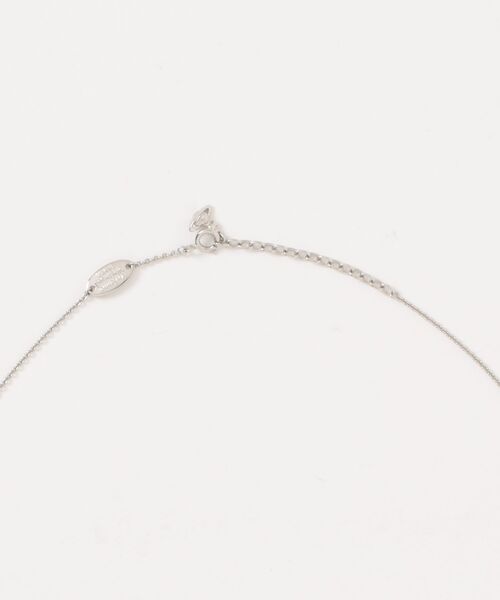 Vivienne Westwood(ヴィヴィアンウエストウッド)の「OCTAVIE PENDANT(ネックレス・レディース・シルバー/ピンク/グリーン・FREE)」の4枚目の写真