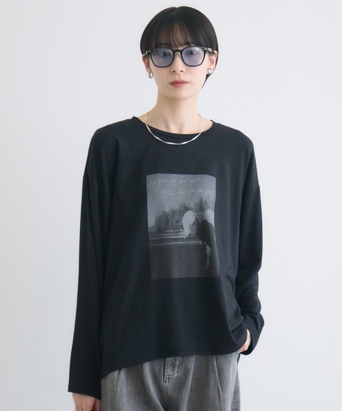 Paradise Picnic(パラダイスピクニック)の「SUGAR ROSE カウフォトタックロンT(Tシャツ/カットソー・レディース・ホワイト/ブラック/グリーン・FREE)」の3枚目の写真