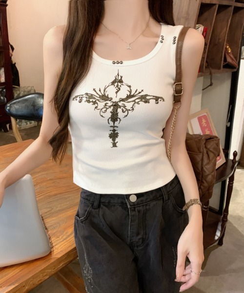 lilful（リルフル）の「【26年春夏新作】スタッズ付き Y2Kデザインタンクトップキャミソール（タンクトップ・レディース・ブラック/グレー/ホワイト/ブラウン・F）」の8枚目の写真