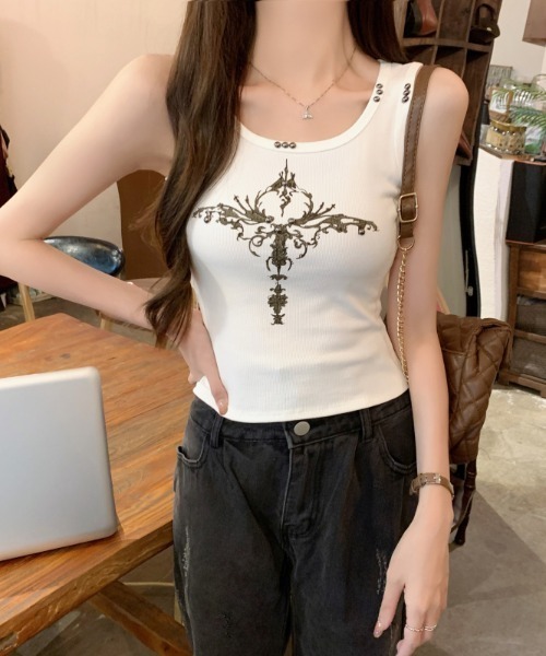 lilful（リルフル）の「【26年春夏新作】スタッズ付き Y2Kデザインタンクトップキャミソール（タンクトップ・レディース・ブラック/グレー/ホワイト/ブラウン・F）」の9枚目の写真