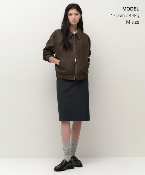 MUSINSA STANDARD WOMAN（ムシンサスタンダードウーマン）の「ウィメンズ シンセティックスエード ブルゾンジャケット [ダークブラウン]（ブルゾン・レディース・その他・SMALL/MEDIUM/LARGE/X-SMALL）」の2枚目の写真