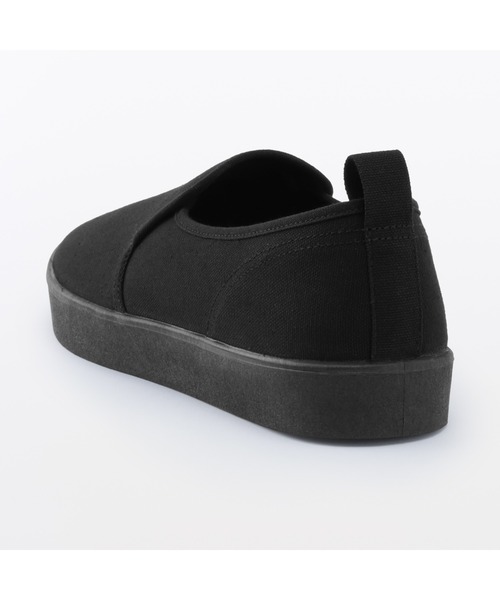 無印良品(ムジルシリョウヒン)の「紳士 柔らかい中敷を使用した 撥水 スリッポンスニーカー(スニーカー・メンズ・ブラック・25.5cm/26.0cm/26.5cm/27.0cm/27.5cm)」の8枚目の写真