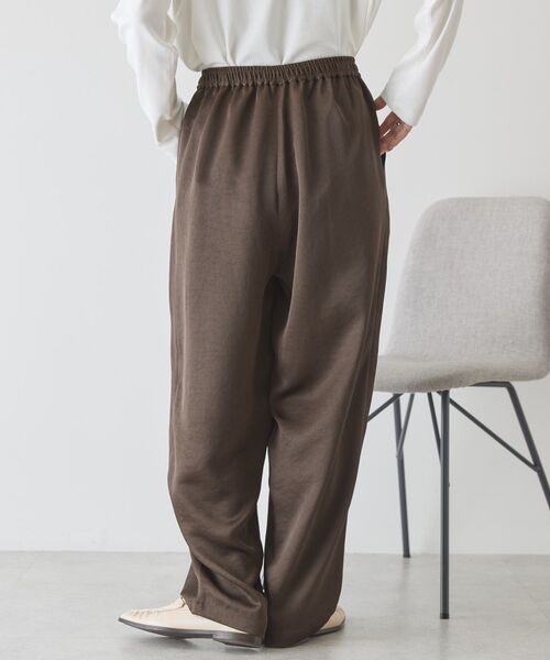 AMERICAN HOLIC(アメリカンホリック)の「【イージーケア】サテンカーブパンツ(その他パンツ・レディース・ネイビー/ライトカーキ/ライトベージュ/ブラウン・L/M)」の20枚目の写真