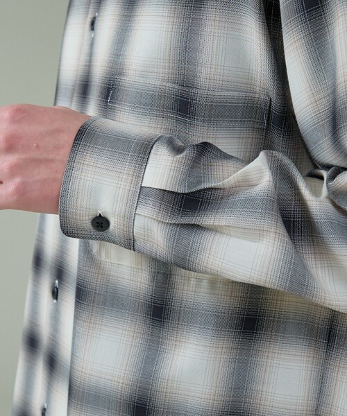 ABAHOUSE（アバハウス）の「オンブレーチェック オープンカラーシャツ / オーバーサイズ（シャツ/ブラウス・メンズ・オフホワイト/ブラウン・46/48）」の9枚目の写真