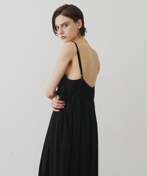 LA BELLE ETUDE（ラベルエチュード）の「タックボリュームカットワンピース（ワンピース・レディース・ブラック/ピンク/チャコールグレー・1/0）」の13枚目の写真