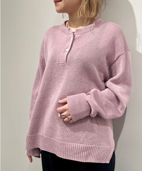 human woman（ヒューマンウーマン）の「◆【ウォッシャブル】ミドルゲージギマスキッパープルオーバー（ニット/セーター・レディース・ベージュ系その他2/ブルー/ネイビー/パープル・MEDIUM）」の6枚目の写真