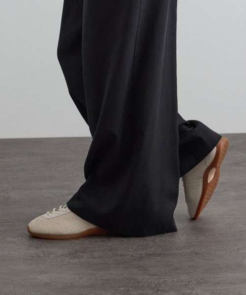 SALON adam et rope'（サロン アダム エ ロペ）の「ビンテージツイルサロペット（サロペット/オーバーオール・レディース・ベージュ/ブラック・FREE）」の18枚目の写真