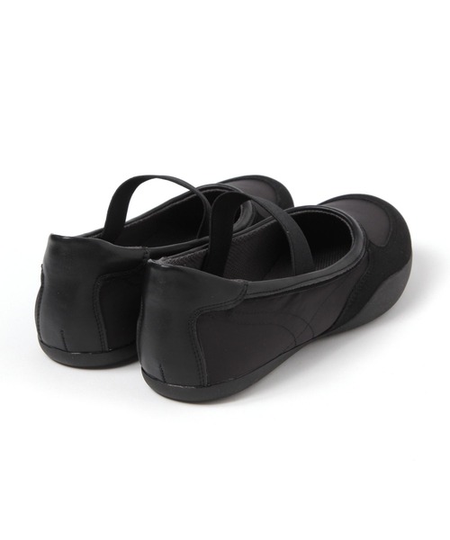 studio CLIP（スタディオクリップ）の「【軽量/抗菌防臭/クッションインソール】軽らくスニーカーバレエ（バレエシューズ・レディース・アイボリー/ブラック・LARGE/MEDIUM）」の7枚目の写真