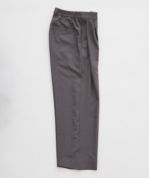 JOURNAL STANDARD relume（ジャーナルスタンダード　レリューム）の「ヒールカット ルーズライト スラックス（スラックス・メンズ・ブラック/チャコールグレー/ネイビー・SMALL/LARGE/MEDIUM）」の16枚目の写真