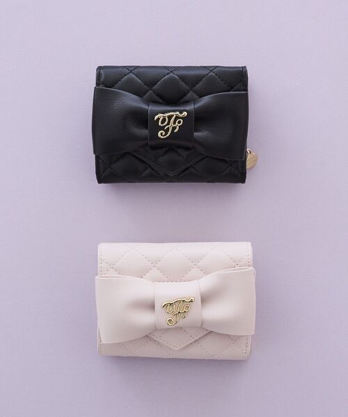 Maison de FLEUR(メゾンドフルール)の「キルティングFリボンウォレット(財布・レディース・サックスブルー/ピンク/ブラック・FREE)」の7枚目の写真