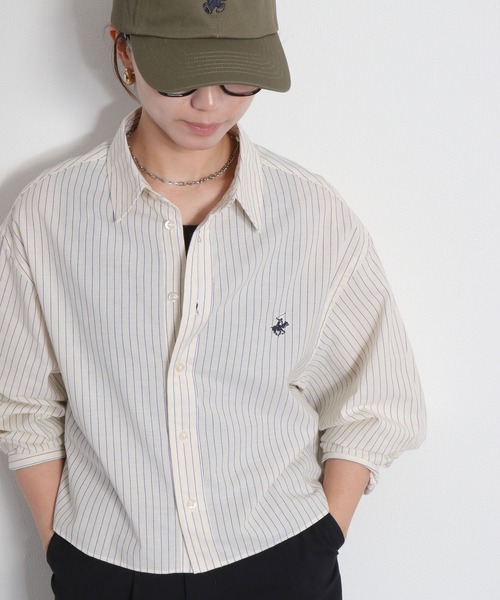 BEVERLY HILLS POLO CLUB(ビバリーヒルズポロクラブ)の「【BEVERLY HILLS POLO CLUB】ロゴ刺繍ストライプシャツ 〈クロップド丈/ロング丈の2サイズ展開〉(シャツ/ブラウス・レディース・ブルー系/イエロー系/オレンジ系・M/S)」の3枚目の写真