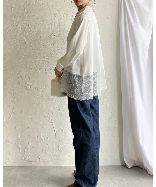 She's Closet(シーズクローゼット)の「長袖 裾レースドッキングロンT レイヤードインナー トップス(Tシャツ/カットソー・レディース・ブラック/ホワイト・FREE)」の16枚目の写真