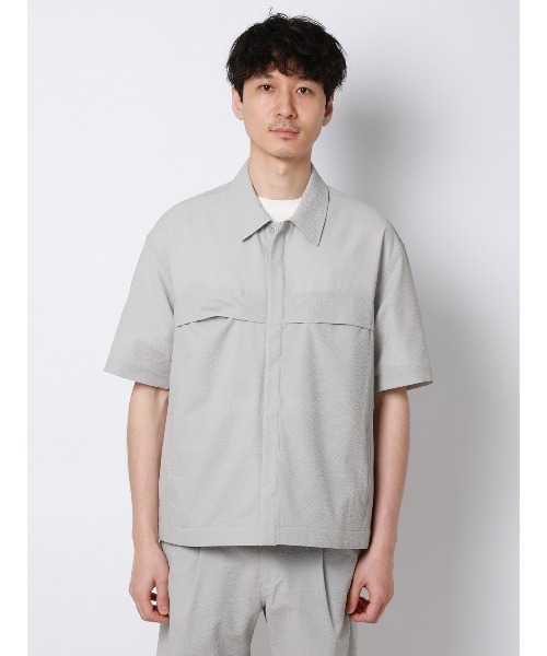 FLAT（フラット）の「FLAT ユーティリティーシャツ 半袖 ウォッシャブル ストレッチ ドライシアサッカー 無地（Tシャツ/カットソー・メンズ・ライトグレー/ネイビー・S/M/L）」の5枚目の写真