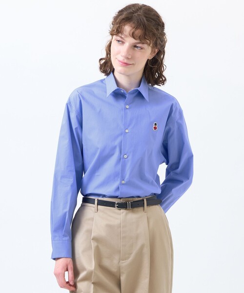 MACKINTOSH PHILOSOPHY(マッキントッシュ フィロソフィー)の「【WEB&一部店舗限定】バッキンガムベア ワッペンレギュラーカラーシャツ(シャツ/ブラウス・レディース・ブルー系その他2/ホワイト/イエロー・38)」の2枚目の写真