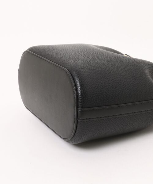 MICHAEL KORS(マイケルコース)の「CARSON SM CONV BKT XBODY Crossbody(ショルダーバッグ・レディース・ブラック・FREE)」の3枚目の写真