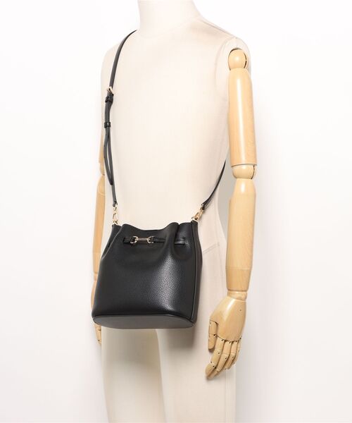 MICHAEL KORS(マイケルコース)の「CARSON SM CONV BKT XBODY Crossbody(ショルダーバッグ・レディース・ブラック・FREE)」の6枚目の写真