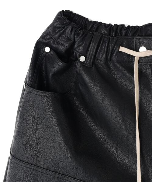 DANKE SCHON(ダンケシェーン)の「DankeSchon/ダンケシェーン/PULEATHER W-KNEE SHORTS(その他パンツ・レディース・ブラック・M/L)」の9枚目の写真