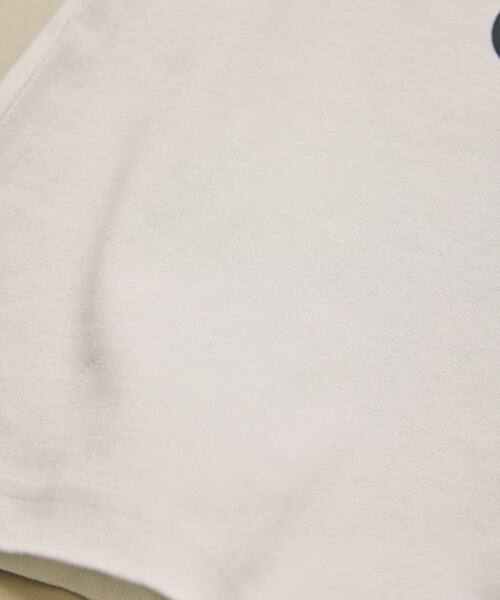 CONVERSE(コンバース)の「CONVERSE/コンバース 別注 ヴィンテージライク フォト TEE(Tシャツ/カットソー・メンズ・ブラック系その他/オフホワイト/チャコールグレー/ブラック/ホワイト系その他/ホワイト・SMALL/LARGE/MEDIUM)」の15枚目の写真