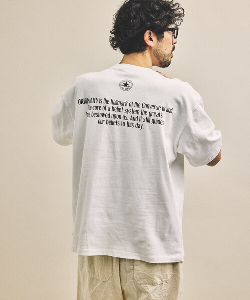 CONVERSE(コンバース)の「CONVERSE/コンバース 別注 ヴィンテージライク フォト TEE(Tシャツ/カットソー・メンズ・ブラック系その他/オフホワイト/チャコールグレー/ブラック/ホワイト系その他/ホワイト・SMALL/LARGE/MEDIUM)」の22枚目の写真