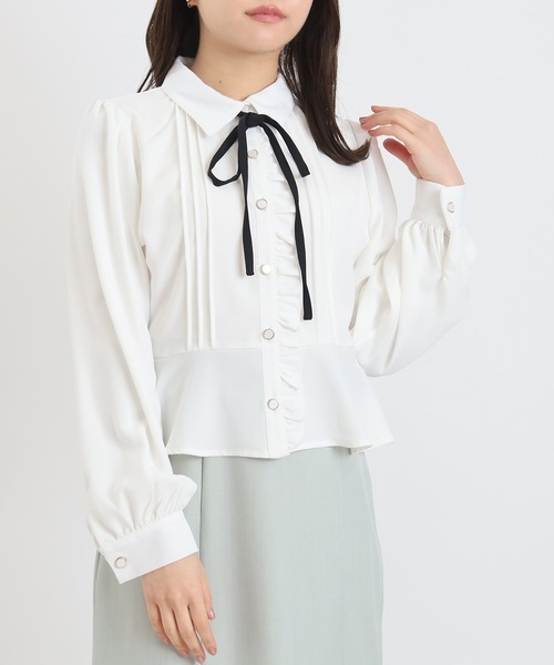 ASTORIA ODIER（アストリアオディール）の「ピンタックペプラムブラウス（シャツ/ブラウス・レディース・ネイビー/ホワイト/サックスブルー・MEDIUM）」の4枚目の写真