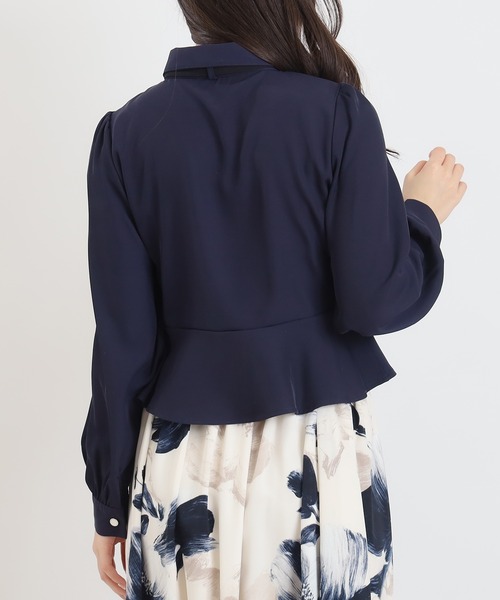 ASTORIA ODIER（アストリアオディール）の「ピンタックペプラムブラウス（シャツ/ブラウス・レディース・ネイビー/ホワイト/サックスブルー・MEDIUM）」の18枚目の写真