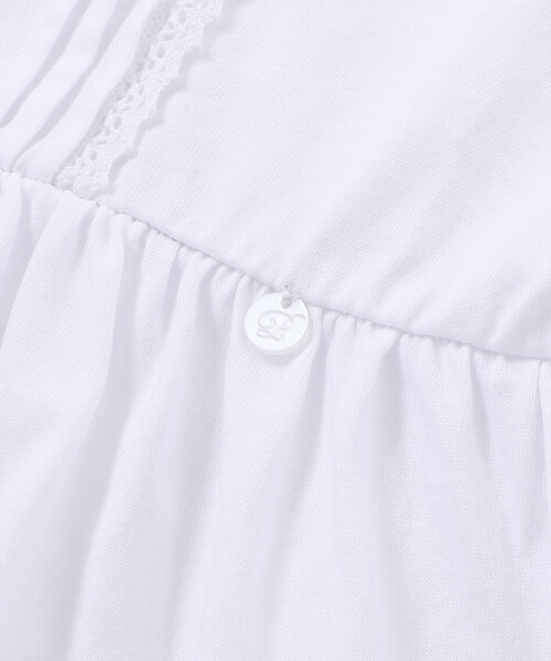 BeBe Petits Pois Vert(ベベプチポワヴェール)の「【店舗限定】レースタックフレア天竺半袖Tシャツ(Tシャツ/カットソー・キッズ・ブラック/ホワイト・130cm/120cm/140cm/110cm/150cm)」の3枚目の写真
