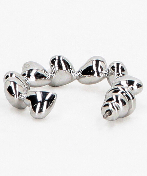 BASICKS(ベイシックス)の「BASICKS/ベイシックス Heart Dropped Earrings / a-AC23 / ハートモチーフ フープピアス(ピアス(両耳用)・レディース・シルバー・ONE SIZE)」の3枚目の写真