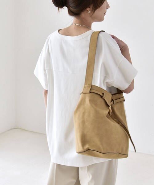 quaranciel（カランシエル）の「quaranciel:〈接触冷感/汗染み防止加工/洗濯機可能〉CAT プリント TEE（Tシャツ/カットソー・レディース・ホワイト系2/ホワイト系1/ホワイト系3・ONE SIZE）」の18枚目の写真
