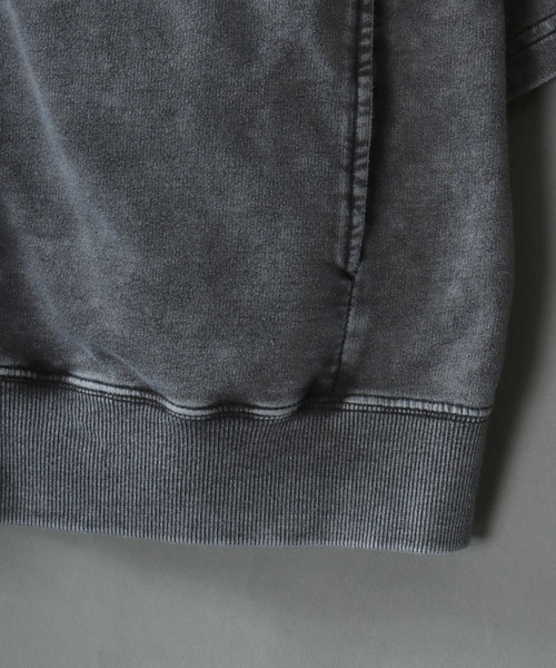 SITRY(シトリー)の「Grunge Style Sweat Zip Hoodie/グランジ ヴィンテージライク オーバーサイズ ミニ裏毛 半袖 フルジップパーカー フーディー パーカー スウェット レディース メンズ(パーカー・メンズ・ブラック/カーキ/ブラウン/ピンク・M/L)」の5枚目の写真