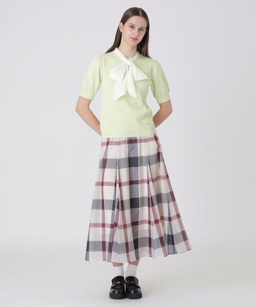 BLUE LABEL CRESTBRIDGE（ブルーレーベルクレストブリッジ）の「アセテートコットンニットリボンプルオーバー（Tシャツ/カットソー・レディース・グリーン/ブラック/オフホワイト・38）」の16枚目の写真