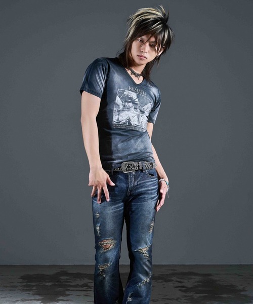 FUGA（フーガ）の「『FUGA/フーガ』エンジェルプリントVネックTシャツ（Tシャツ/カットソー・メンズ・グレー/ブラック・M/L）」の6枚目の写真