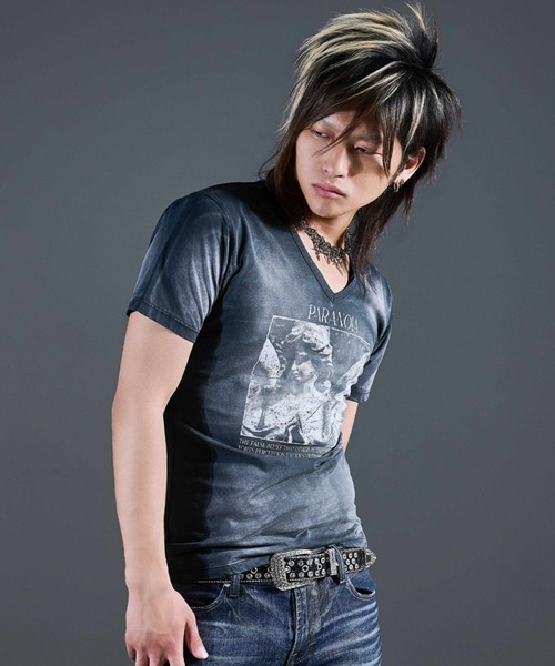 FUGA（フーガ）の「『FUGA/フーガ』エンジェルプリントVネックTシャツ（Tシャツ/カットソー・メンズ・グレー/ブラック・M/L）」の3枚目の写真