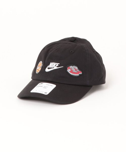NIKE(ナイキ)の「NIKE/ナイキ NAN STATEMENT PATCH CLUB キッズ キャップ 8A3159-K90(キャップ・キッズ・ブラック・FREE)」の1枚目の写真