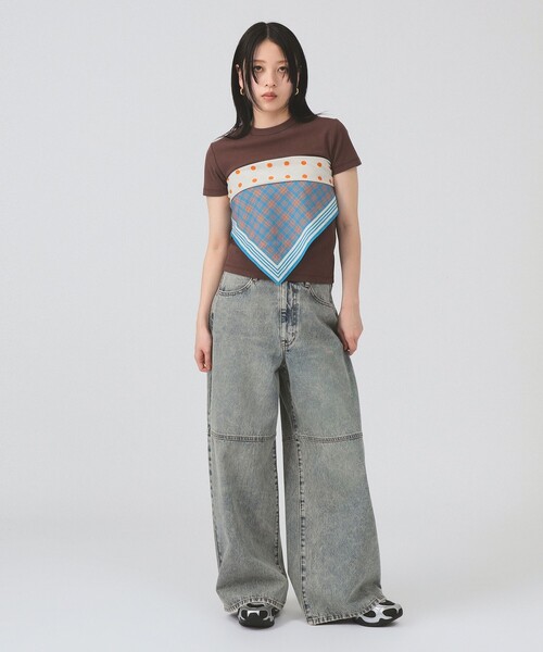 Ray BEAMS（レイビームス）の「ブリーチ デニム ワイドパンツ（デニムパンツ・レディース・ライトブルー/ブラウン系その他3・0/1）」の8枚目の写真