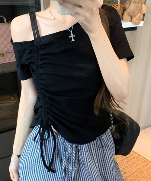 mielu(ミエル)の「アシメギャザーワンショルダートップス(シャツ/ブラウス・レディース・イエロー/ブラック/ピンク/ブルー・LARGE/MEDIUM)」の1枚目の写真