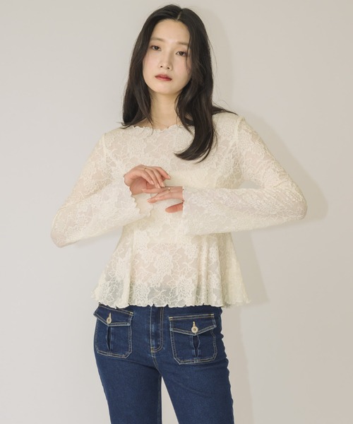 NEUNA(ヌナ)の「オールレースペプラムトップス(Tシャツ/カットソー・レディース・ブラック/アイボリー・FREE)」の4枚目の写真