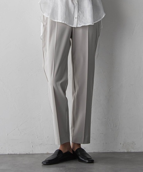 la.f…(ラエフ)の「撥水トリコットパンツ(その他パンツ・レディース・ネイビー/ベージュ・7号/9号/11号)」の2枚目の写真