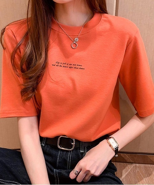Lips（リップス）の「シンプルなのに上品見え！さりげないメッセージロゴで大人かわいい万能Tシャツ（Tシャツ/カットソー・レディース・ホワイト/ブラック/グリーン・FREE）」の13枚目の写真
