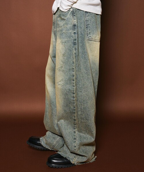 Subciety(サブサエティ)の「Fade wide denim(デニムパンツ・メンズ・インディゴブルー・MEDIUM/LARGE)」の13枚目の写真