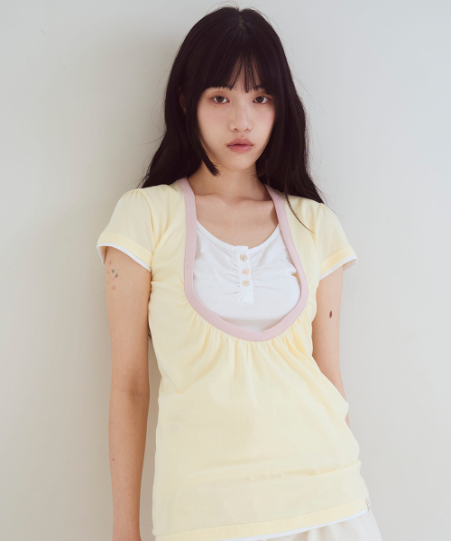 OAFISH(オアフィッシュ)の「Shirring U neck T-shirts, Yellow(Tシャツ/カットソー・レディース・その他・FREE)」の1枚目の写真