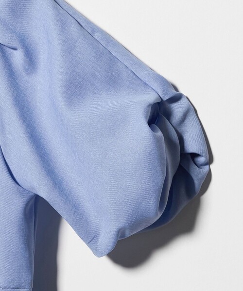 A DAY IN THE LIFE UNITED ARROWS(アデイインザライフユナイテッドアローズ)の「ツイル ペプラム ツイストスリーブブラウス <A DAY IN THE LIFE>(シャツ/ブラウス・レディース・ネイビー/その他1/ナチュラル/ライトブルー・FREE)」の16枚目の写真