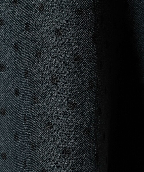 A DAY IN THE LIFE UNITED ARROWS(アデイインザライフユナイテッドアローズ)の「ツイル ペプラム ツイストスリーブブラウス <A DAY IN THE LIFE>(シャツ/ブラウス・レディース・ネイビー/その他1/ナチュラル/ライトブルー・FREE)」の10枚目の写真